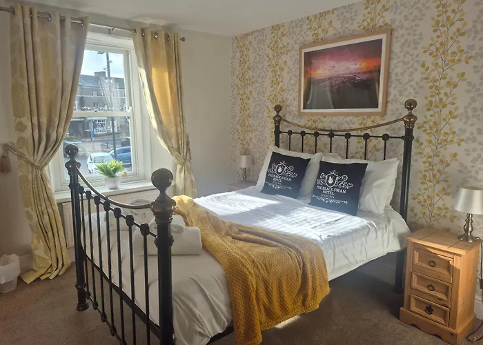 The Black Swan & * Leyburn