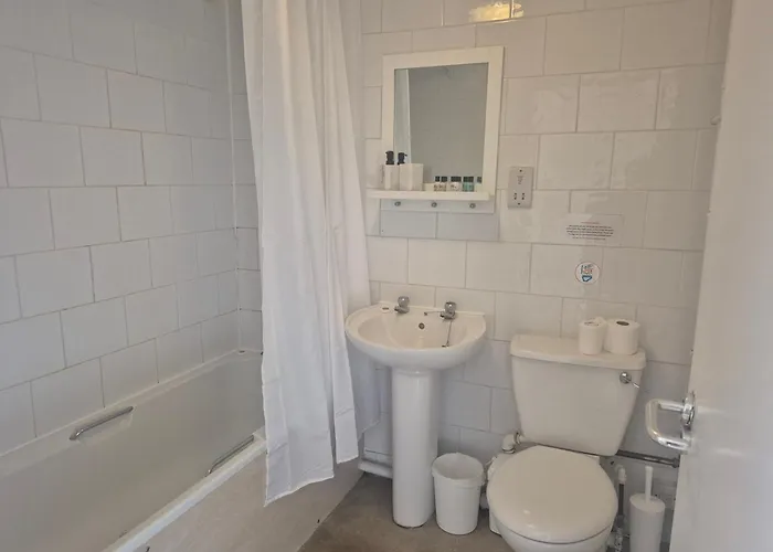 The Black Swan & * Leyburn