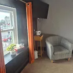 The Black Swan & Bed & Breakfast